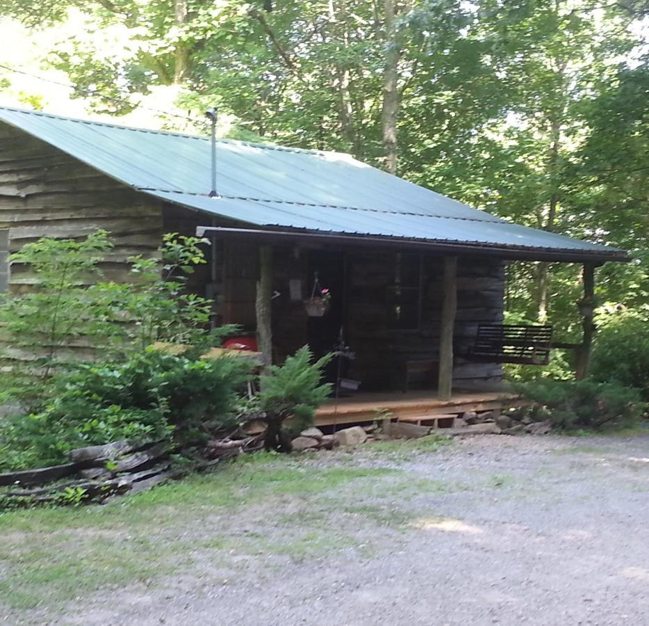 Arrowmont Stables & Cabins Cullowhee Esterno foto