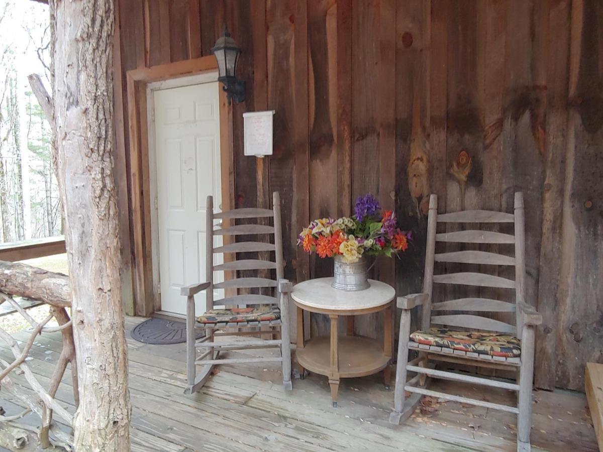 Arrowmont Stables & Cabins Cullowhee Esterno foto
