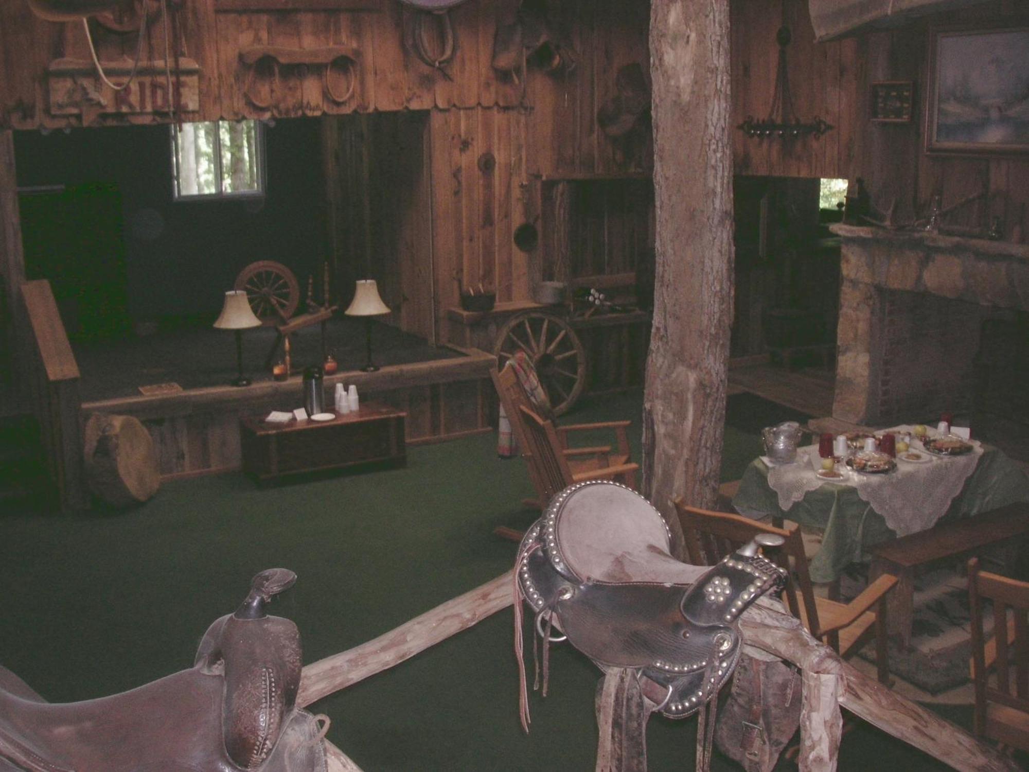Arrowmont Stables & Cabins Cullowhee Esterno foto