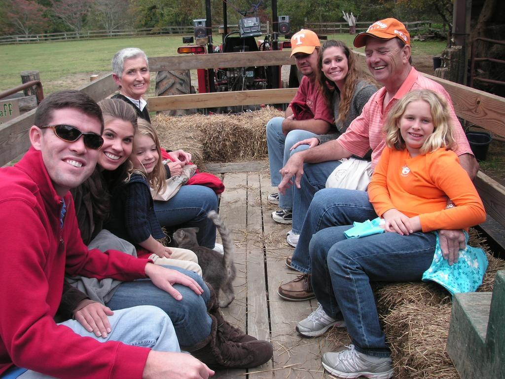 Arrowmont Stables & Cabins Cullowhee Esterno foto