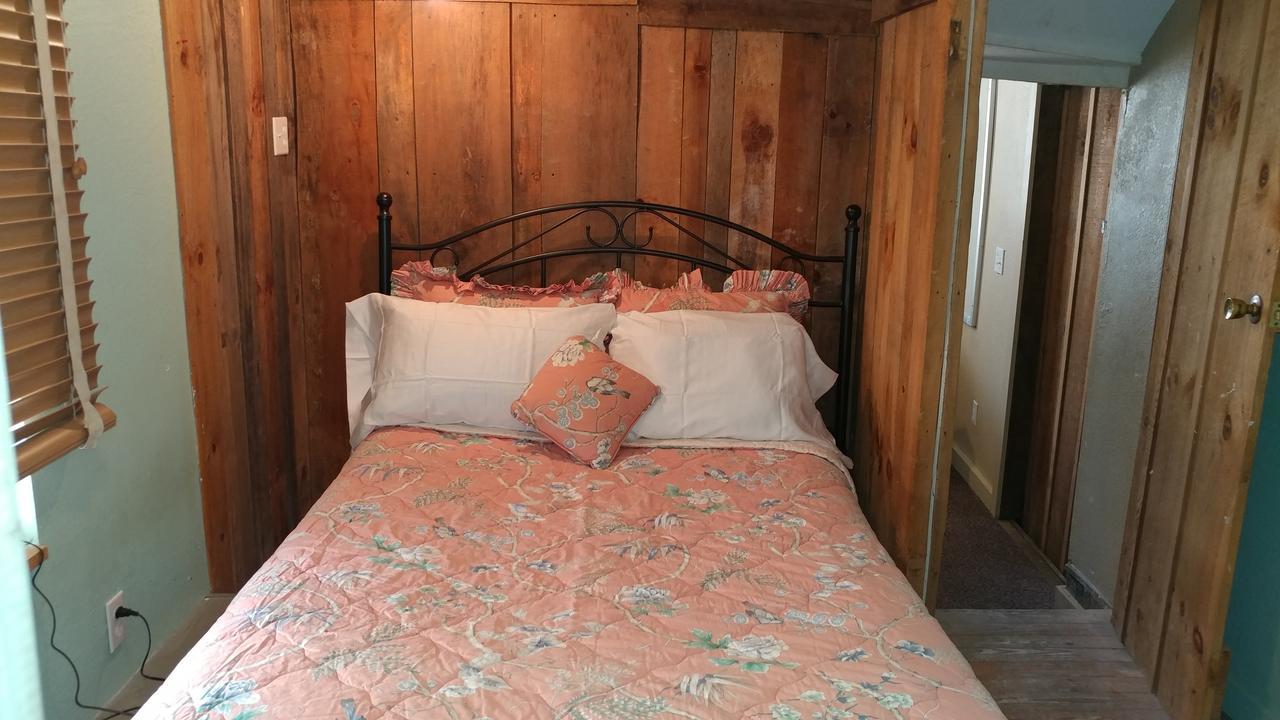 Arrowmont Stables & Cabins Cullowhee Esterno foto